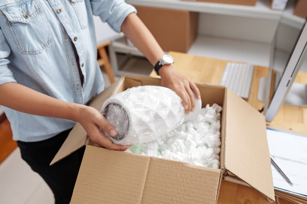 embalar objetos frágiles