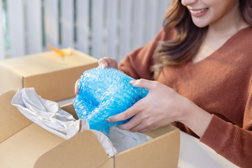 embalar objetos frágiles