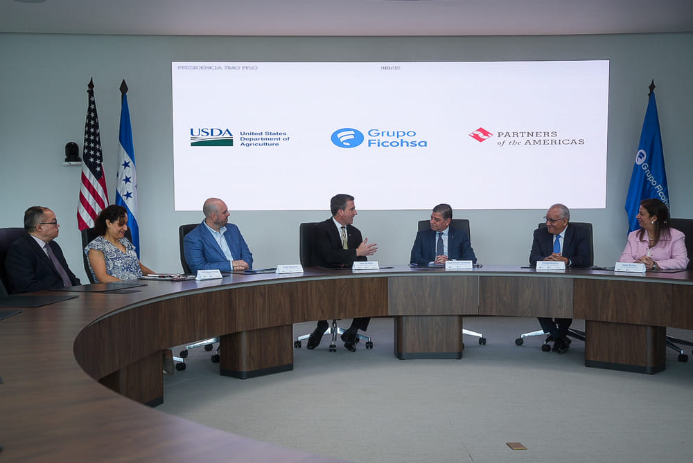 Grupo Ficohsa consolidó una nueva alianza estratégica con Partners of the Americas