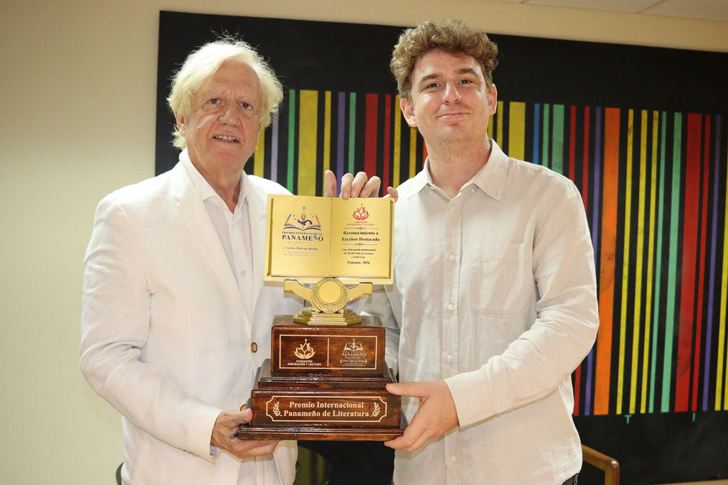 Carlos Malo de Molina recibe el Premio Internacional Panameño de Literatura 2026