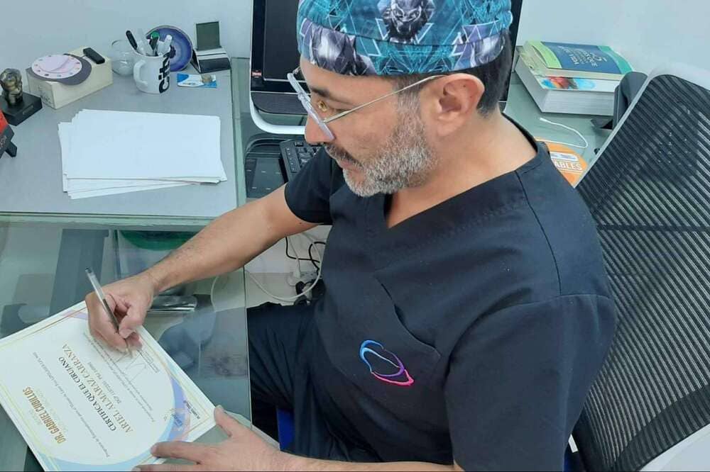 Desarrollo de metodologías quirúrgicas avanzadas mediante investigaciones del Dr. Gabriel Cubillos