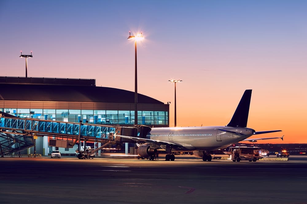 servicios aeroportuarios en El Salvador