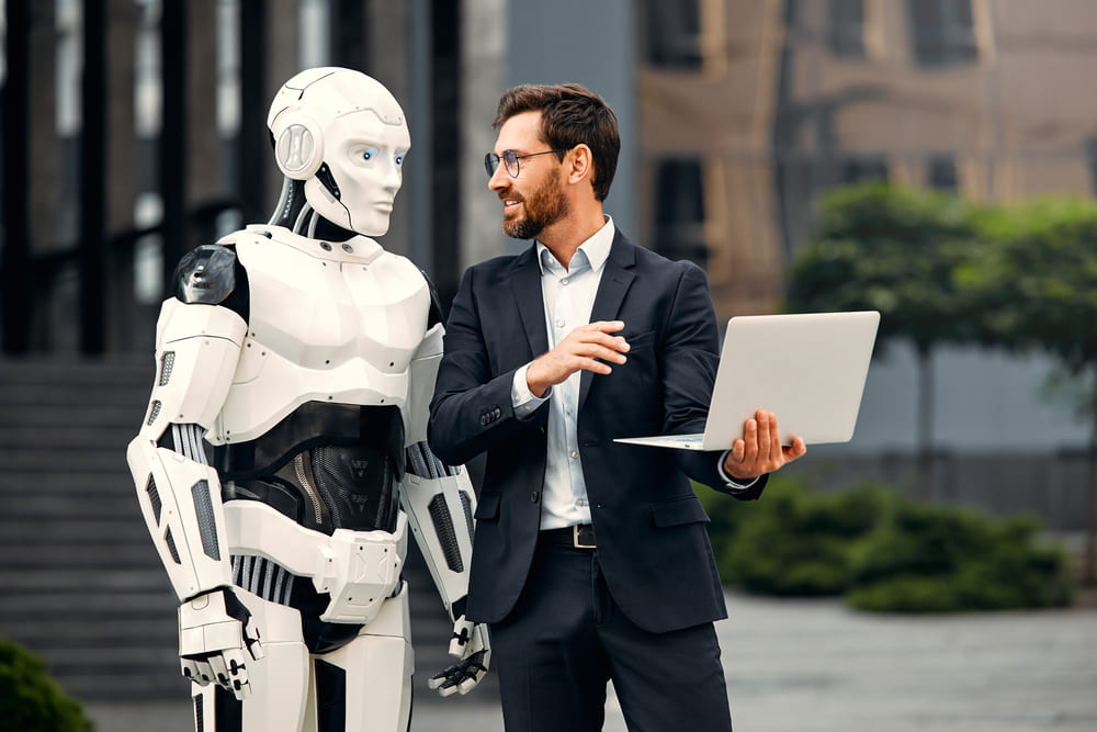 Carlos Malo de Molina destaca la educación para maximizar las oportunidades de la inteligencia artificial en Panamá