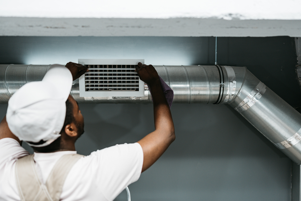 Claves para una reparación eficiente de aire acondicionado comercial en Panamá