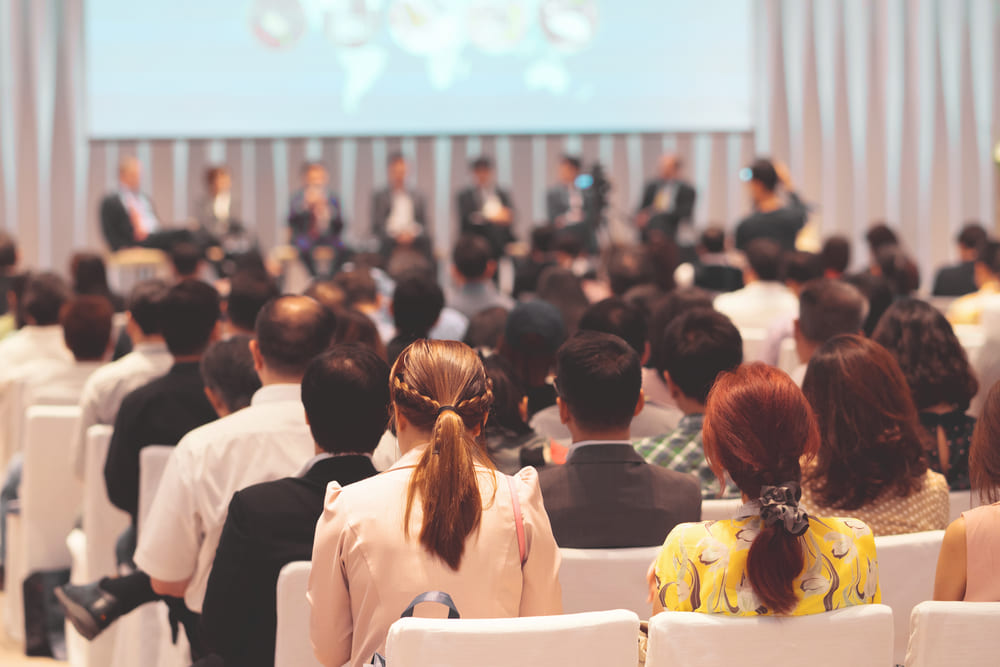 Conferencistas expertos en Fórmula 1 para motivar equipos de trabajo